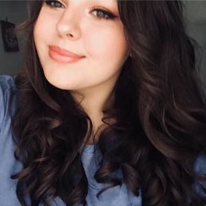 Meet your Posher, Alicia